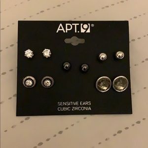 Brand new earring assortment